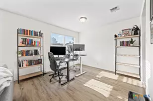 11926 Holm Oaks Dr, San Antonio, TX 78249 - Photo 9