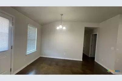 202 Lowes Boulevard #A, Killeen, TX 76542 - Photo 5