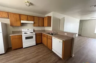 4210 Primrose Dr, Copperas Cove, TX 76522 - Photo 5