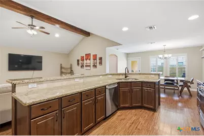 306 Tuscany Drive, Victoria, TX 77904 - Photo 9