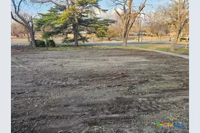 920 N 4th Street, Temple, TX 76501 - Photo 7