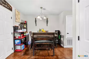 207 W Cardinal Ln, Harker Heights, TX 76548 - Photo 5