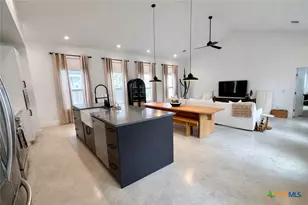 5 Cripple Creek Ct, Wimberley, TX 78676 - Photo 3