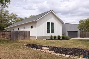 5 Cripple Creek Ct, Wimberley, TX 78676 - Photo 5