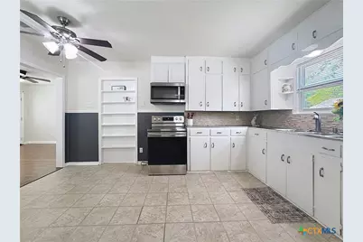 1014 S 43rd Street, Temple, TX 76504 - Photo 9