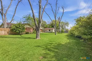 501 Dundee St, Victoria, TX 77904 - Photo 43