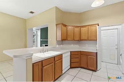 197 Thomas Drive, Martindale, TX 78655 - Photo 7