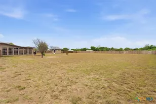 197 Thomas Dr, Martindale, TX 78655 - Photo 21
