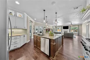 4950 Lago Vista Dr, Belton, TX 76513 - Photo 11