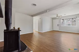 703 S 13th St, Copperas Cove, TX 76522 - Photo 7