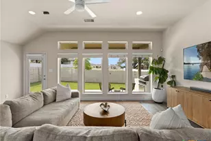 1186 Yaupon Loop, New Braunfels, TX 78132 - Photo 13