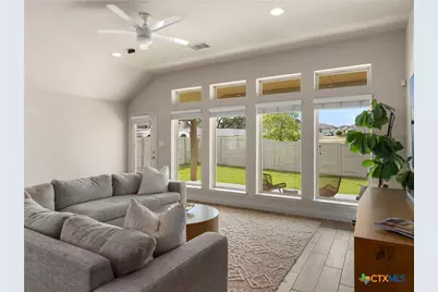 1186 Yaupon Loop, New Braunfels, TX 78132 - Photo 13