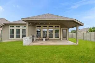1186 Yaupon Loop, New Braunfels, TX 78132 - Photo 35