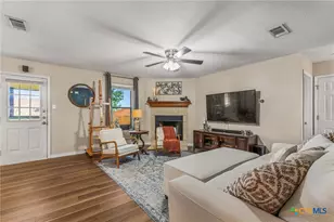 1107 Travis Cir, Copperas Cove, TX 76522 - Photo 11