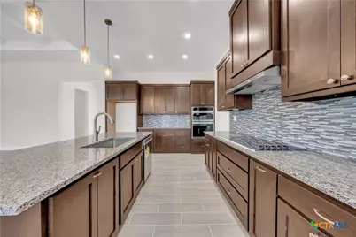 1585 Private Road 2771, Mico, TX 78056 - Photo 17