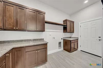 1585 Private Road 2771, Mico, TX 78056 - Photo 9