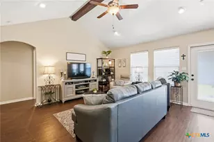 317 Tuscany Dr, Victoria, TX 77904 - Photo 3