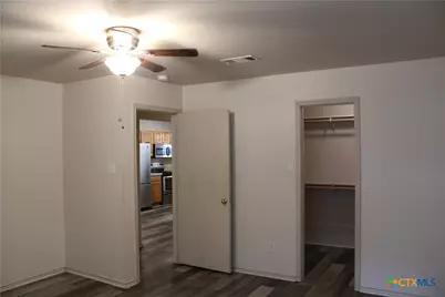 415 E 4th Avenue, Belton, TX 76513 - Photo 11