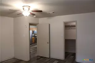 415 E 4th Ave, Belton, TX 76513 - Photo 11