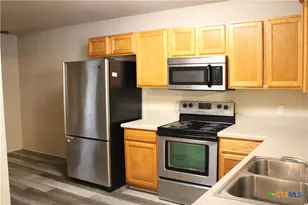 415 E 4th Ave, Belton, TX 76513 - Photo 1