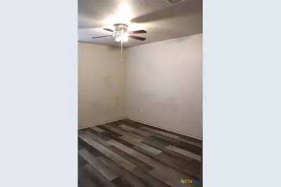 415 E 4th Avenue, Belton, TX 76513 - Photo 7