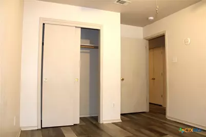 415 E 4th Avenue, Belton, TX 76513 - Photo 5