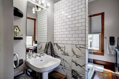 1370 County Road 353, Shiner, TX 77984 - Photo 25