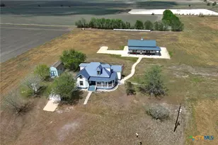 1370 Co Rd 353, Shiner, TX 77984 - Photo 7