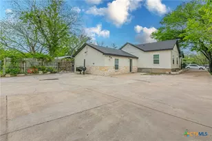 1306 Pleasant St, Gatesville, TX 76528 - Photo 27