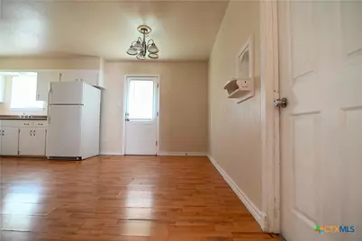 707 S 5th Street, Copperas Cove, TX 76522 - Photo 9