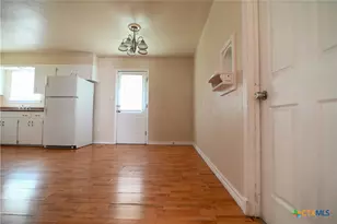 707 S 5th St, Copperas Cove, TX 76522 - Photo 9