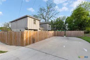 1015 N 10th St, Killeen, TX 76541 - Photo 21
