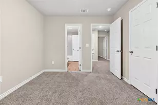 1015 N 10th St, Killeen, TX 76541 - Photo 13