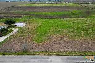 2395 Partnership Rd, Seguin, TX 78155 - Photo 3