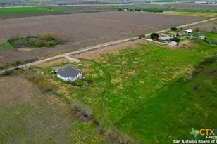 2395 Partnership Rd, Seguin, TX 78155 - Photo 7