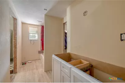 116 S Cypress Avenue, Luling, TX 78648 - Photo 17