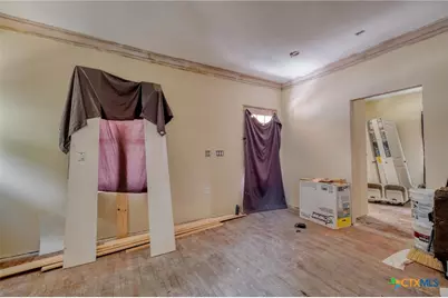 116 S Cypress Avenue, Luling, TX 78648 - Photo 5