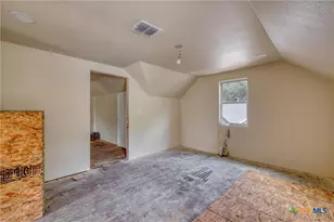 116 S Cypress Ave, Luling, TX 78648 - Photo 25