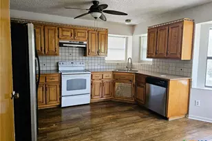 218 Atkinson Ave, Copperas Cove, TX 76522 - Photo 7