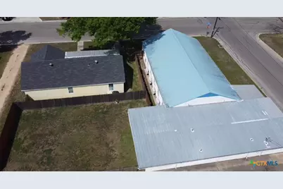 1508 N East Street, Victoria, TX 77901 - Photo 3