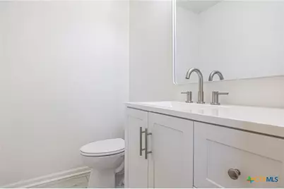 313 Dan Avenue, Port Lavaca, TX 77979 - Photo 9