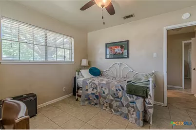 324 Craddock Avenue, San Marcos, TX 78666 - Photo 5