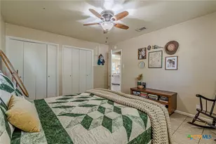 324 Craddock Ave, San Marcos, TX 78666 - Photo 11