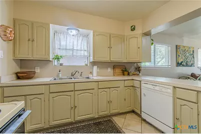 324 Craddock Avenue, San Marcos, TX 78666 - Photo 17