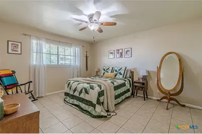 324 Craddock Avenue, San Marcos, TX 78666 - Photo 13