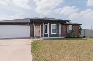 3004 Tom Lockett Dr, Killeen, TX 76549 - Photo 1