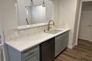 1100 Dartmouth St, San Marcos, TX 78666 - Photo 5