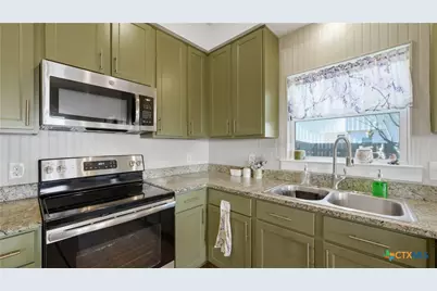 243 Sapphire, New Braunfels, TX 78130 - Photo 15