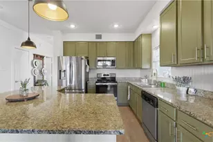 243 Sapphire, New Braunfels, TX 78130 - Photo 11