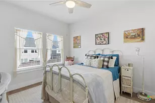 243 Sapphire, New Braunfels, TX 78130 - Photo 33